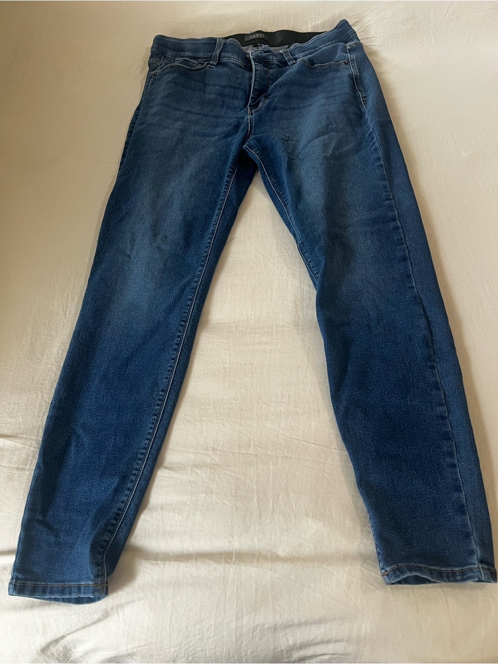 Slim Women’s Jeans in Dark Blue Denim